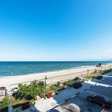 Appartamento Blue Flag, Nilie Hospitality Mgmt Olympiakí Aktí Esterno foto