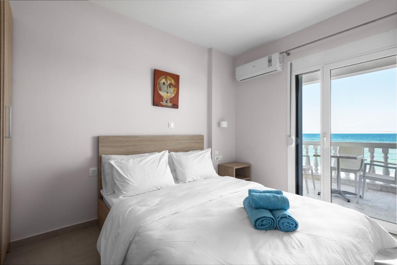 Appartamento Blue Flag, Nilie Hospitality Mgmt Olympiakí Aktí Esterno foto