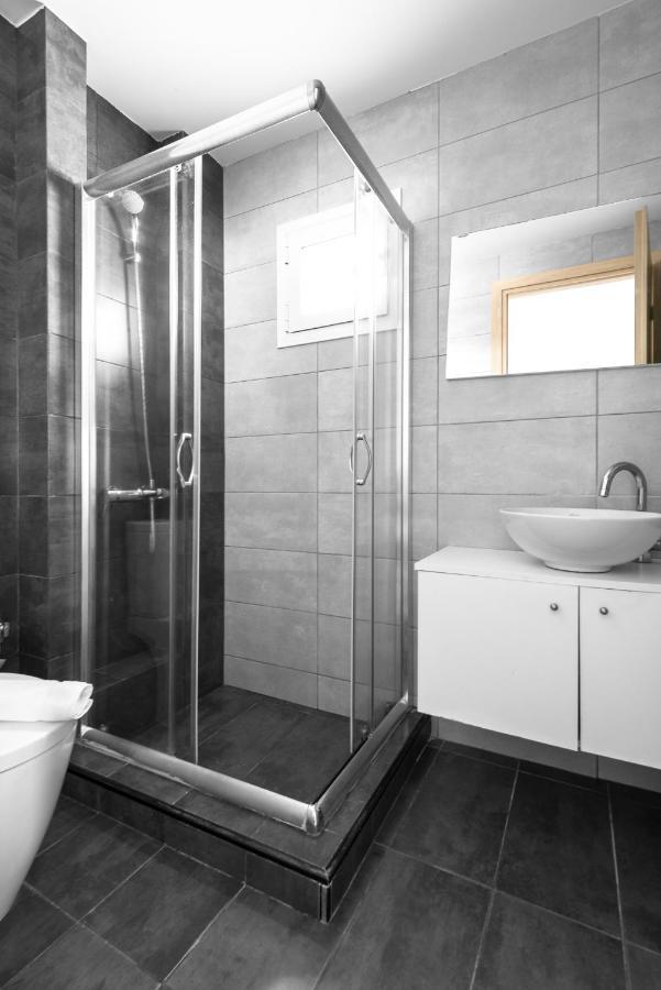 Appartamento Blue Flag, Nilie Hospitality Mgmt Olympiakí Aktí Esterno foto