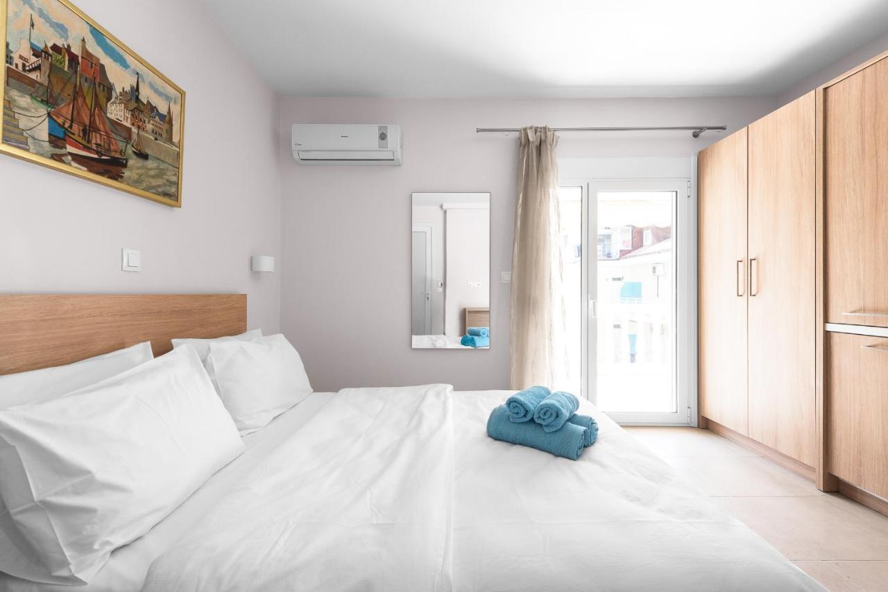 Appartamento Blue Flag, Nilie Hospitality Mgmt Olympiakí Aktí Esterno foto