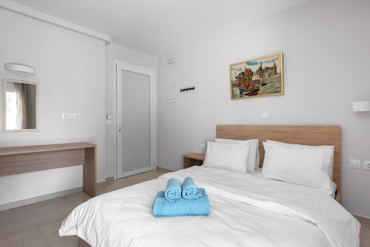 Appartamento Blue Flag, Nilie Hospitality Mgmt Olympiakí Aktí Esterno foto