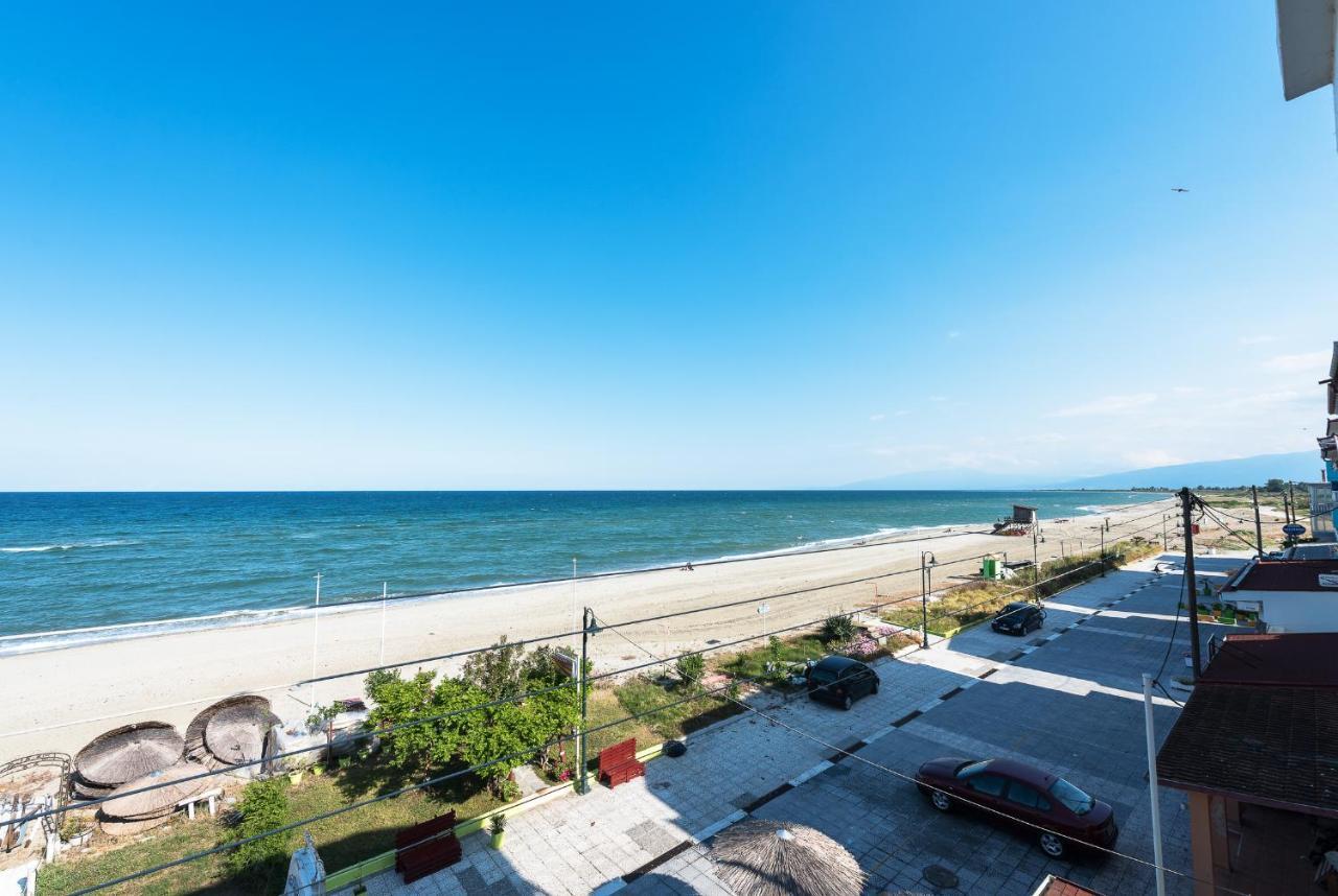 Appartamento Blue Flag, Nilie Hospitality Mgmt Olympiakí Aktí Esterno foto