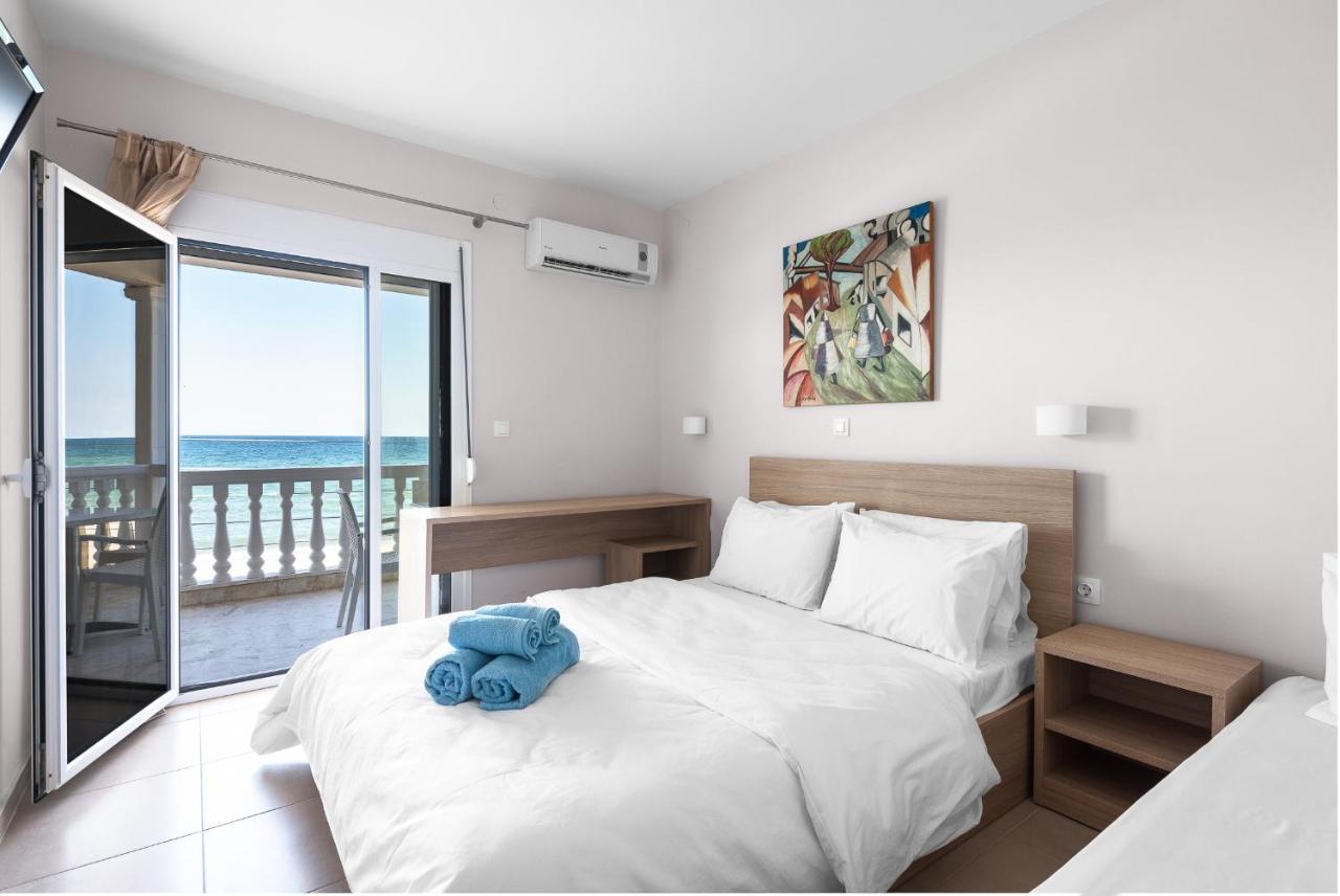 Appartamento Blue Flag, Nilie Hospitality Mgmt Olympiakí Aktí Esterno foto